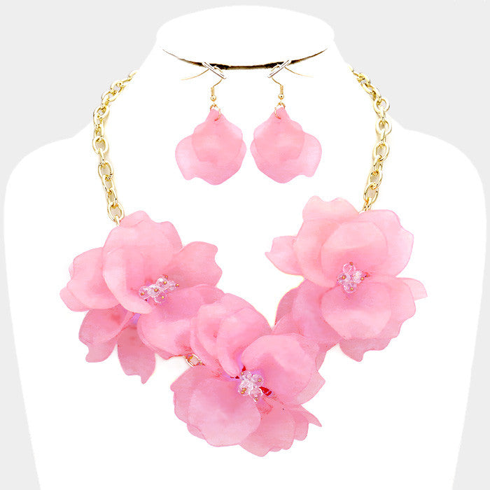 Beautiful White & Pink Rose Ceremonial Necklace Set "New"