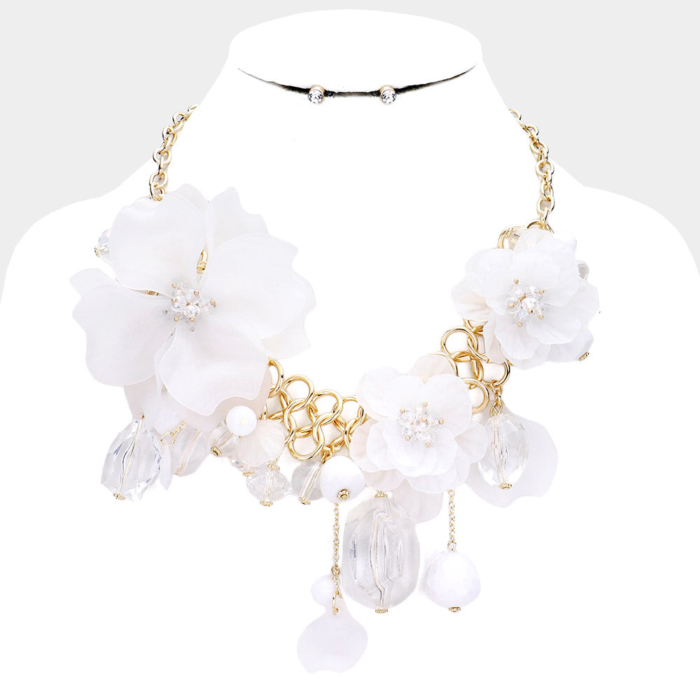 Beautiful Triple White Rose Necklace of Elegance