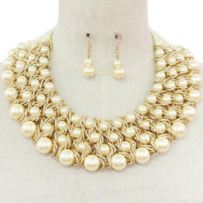 Beautiful Pearl Bib Necklace & Matching Bracelet "High End"