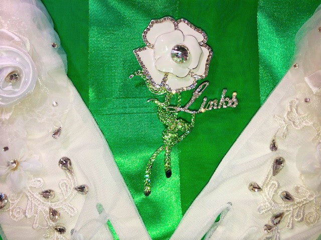 Beautiful LINKS White Rose of Elegance Swarovski Crystal Brooch "High End"  (NEW)