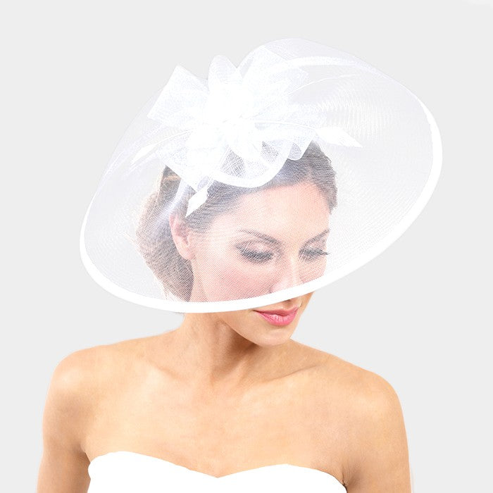 in beroep gaan Historicus Luipaard Beautiful White Feather Bow Mesh Net Fascinator – Beautiful Things GREEKS  Company "Exclusively for GREEKS"