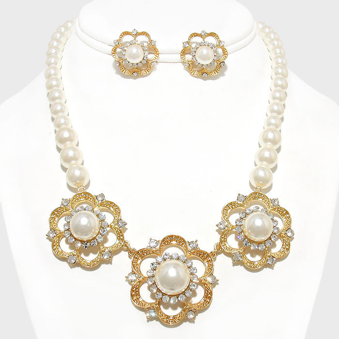 Beautiful Rose and Pearl Designer Necklace Set (New)