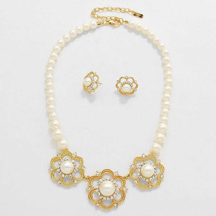 Beautiful Rose and Pearl Designer Necklace Set (New)